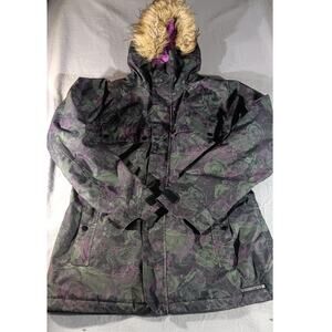 686 Women’s Snowboard Ski Jacket Floral Camo Hood Fur InfiDRY 10K Waterproof M